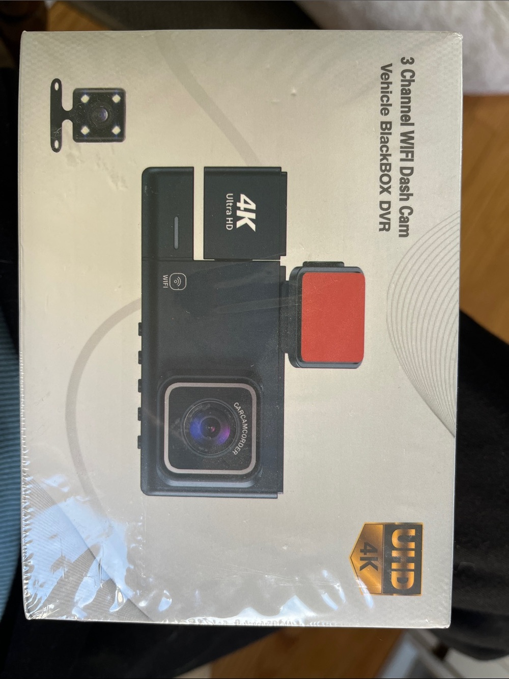 4K 3-Channel WiFi Dash Cam - Black and Red